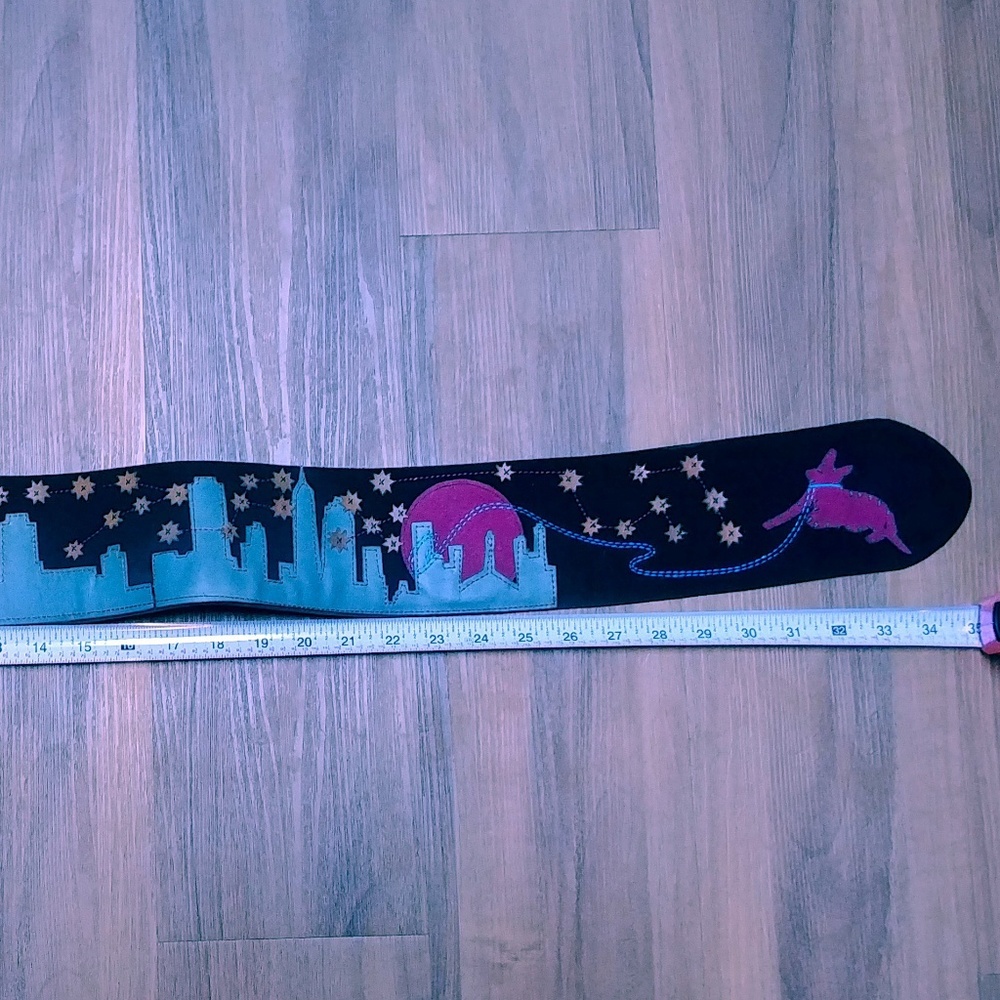 Suede leather belt cityscape stars dog moon NWT - Picture 4 of 8